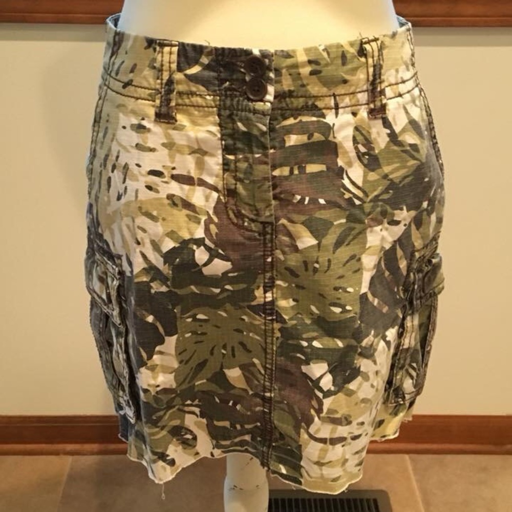 CAbi Jungle Print Skirt 2